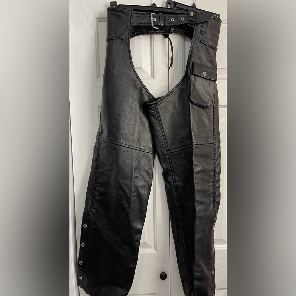 IK Leather Unisex Genuine Leather Black Chaps W/Snaps & Zipper Size XL